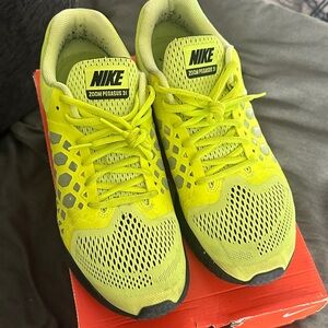 Nike Zoom Pegasus 31 Bright Yellow Sneakers